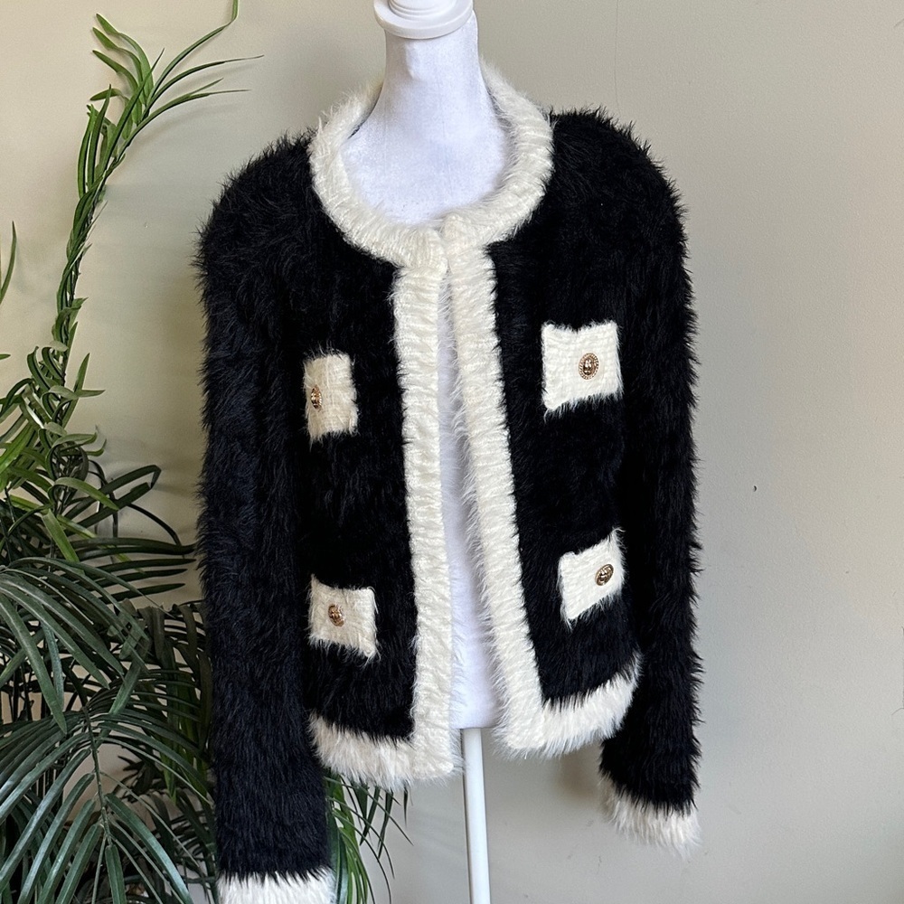 Endless Rose Black and Cream Teddy Jacket - Picture 4 of 8